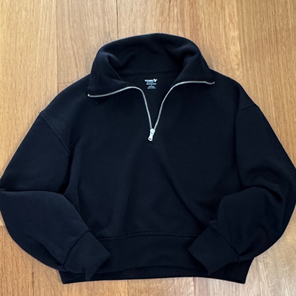 Old Navy Women's Black Half-Zip Sweatshirt bounce fleece